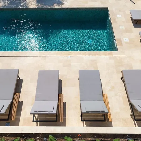 Vara Holiday home Pula