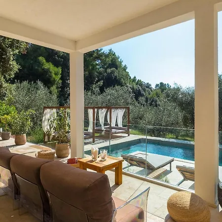 Vara Holiday home Pula